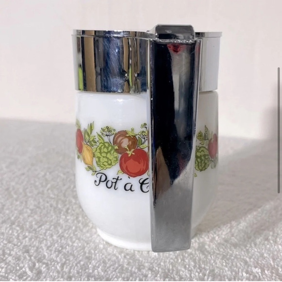 Vintage Spice Of Life Pot A Crème White  Milk Glass Flip Top Creamer - Picture 4 of 11